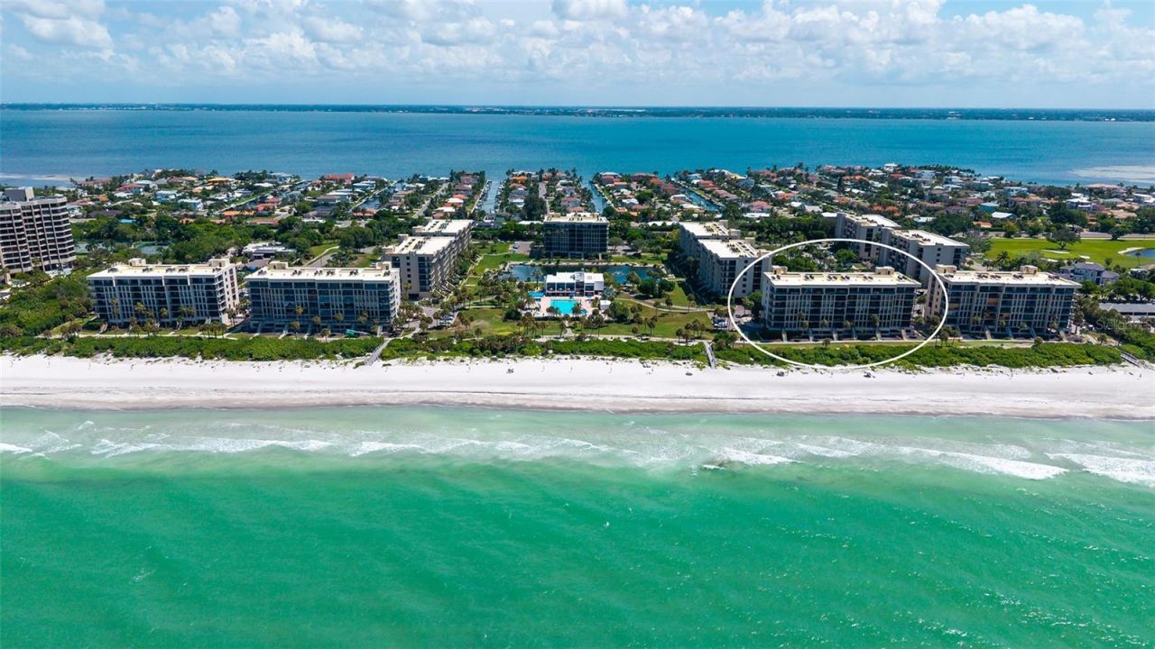 1055 Gulf Of Mexico Drive, Unit 105, Longboat Key, FL 34228 Photo