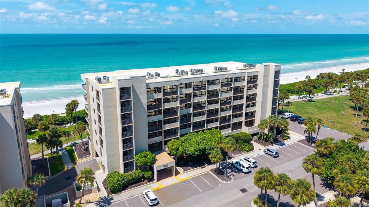 1055 Gulf Of Mexico Drive, Unit 105, Longboat Key, FL 34228 Photo