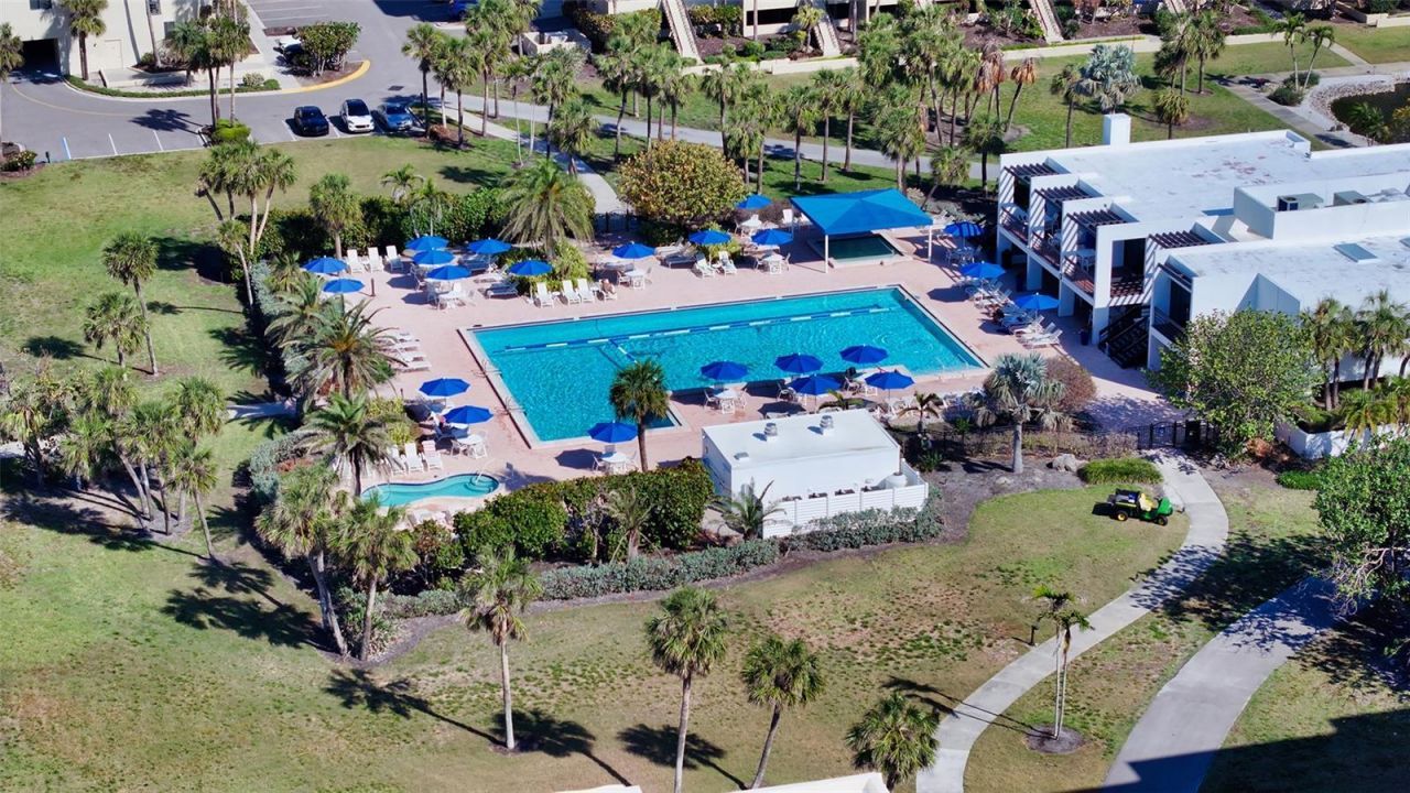 1055 Gulf Of Mexico Drive, Unit 105, Longboat Key, FL 34228 Photo