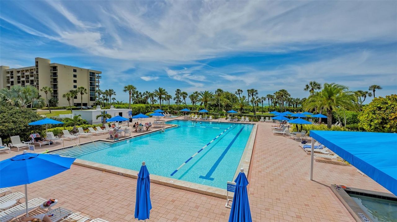 1055 Gulf Of Mexico Drive, Unit 105, Longboat Key, FL 34228 Photo