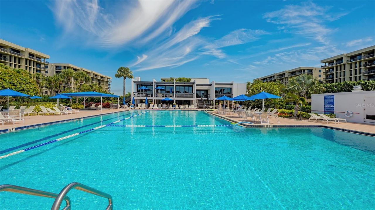 1055 Gulf Of Mexico Drive, Unit 105, Longboat Key, FL 34228 Photo