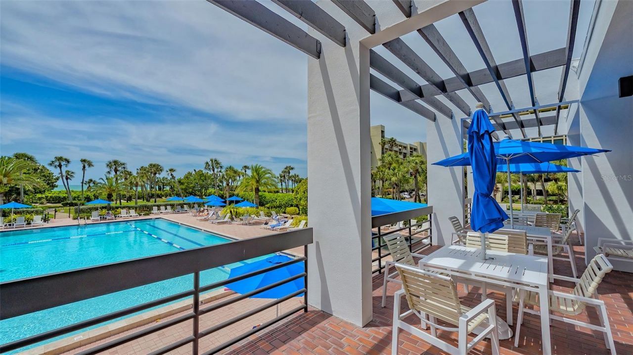 1055 Gulf Of Mexico Drive, Unit 105, Longboat Key, FL 34228 Photo