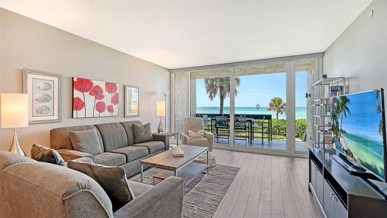 1055 Gulf Of Mexico Drive, Unit 105, Longboat Key, FL 34228 Photo