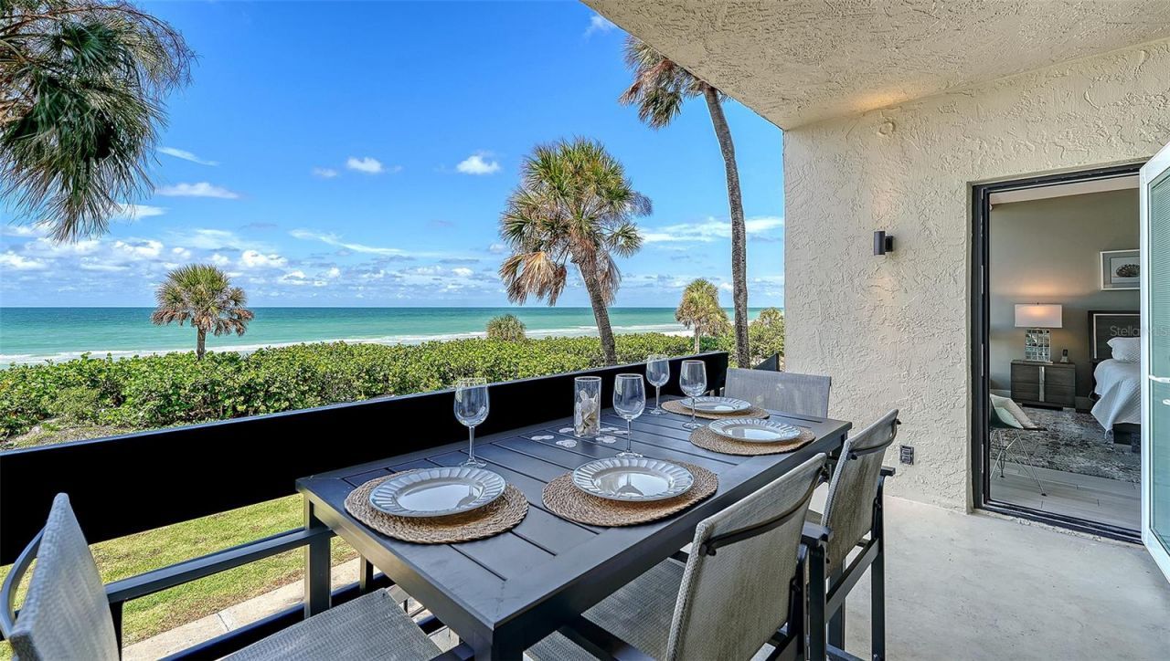 1055 Gulf Of Mexico Drive, Unit 105, Longboat Key, FL 34228 Photo