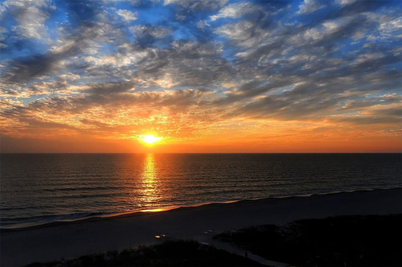 1055 Gulf Of Mexico Drive, Unit 105, Longboat Key, FL 34228 Photo