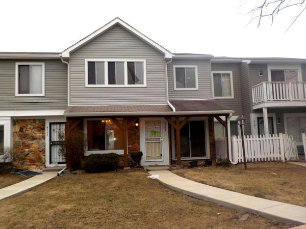 Unit -, Country Club Hills, IL 60478