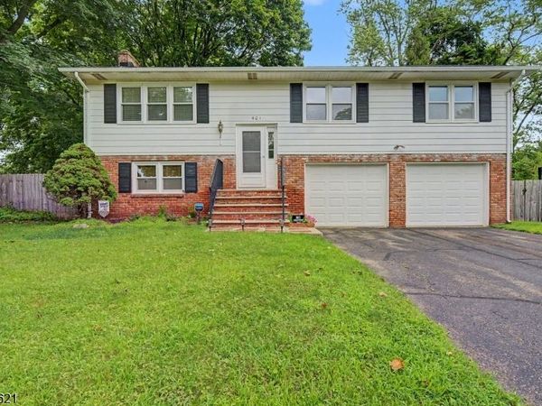 401 E Plane Street, Hackettstown, NJ 07840