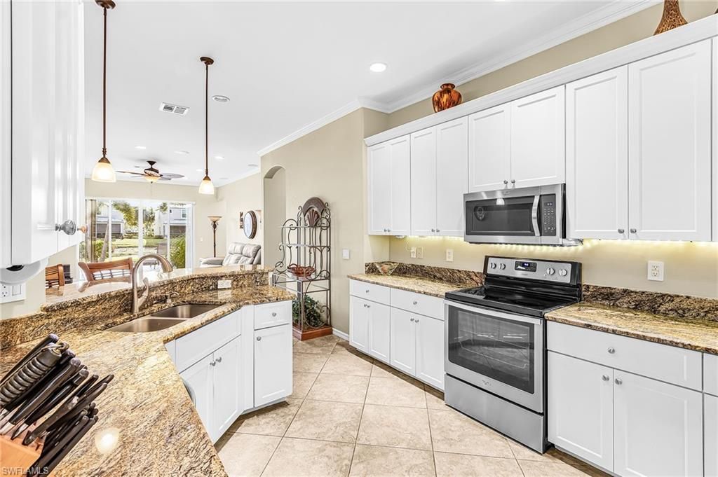 3007 Lake Butler Ct , Cape Coral, FL 33909 Photo