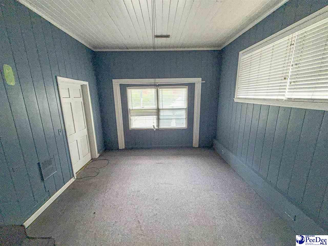 302 Sliding Hill Rd Photo 16