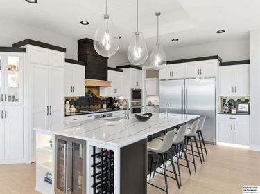 21545 B Street, Elkhorn, NE 68022