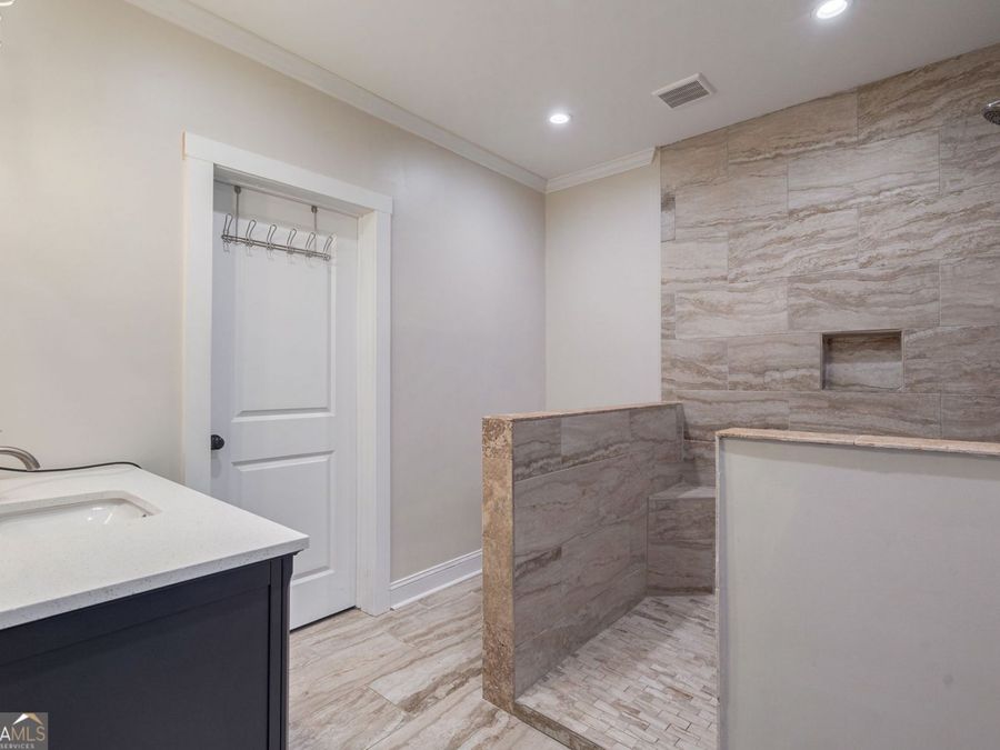 Property Image 78