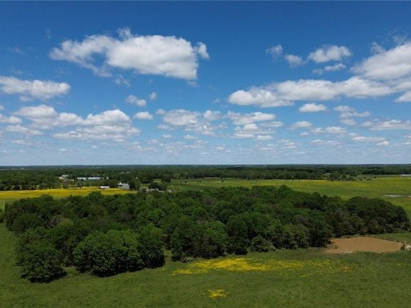 Ruby Hall Road , Gentry, AR 72734