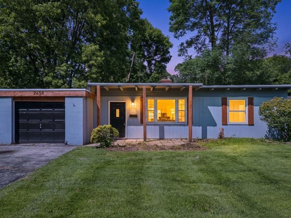 2458 Edgevale Road , Columbus, OH 43221