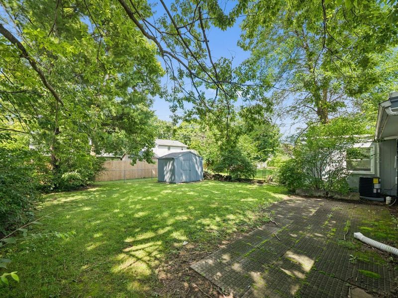 2458 Edgevale Road , Columbus, OH 43221 Photo 35