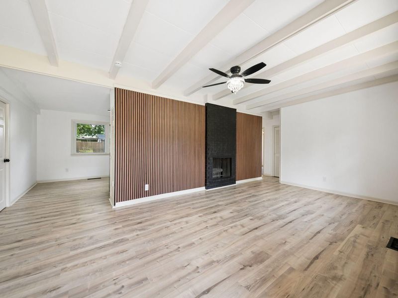 2458 Edgevale Road , Columbus, OH 43221 Photo 7