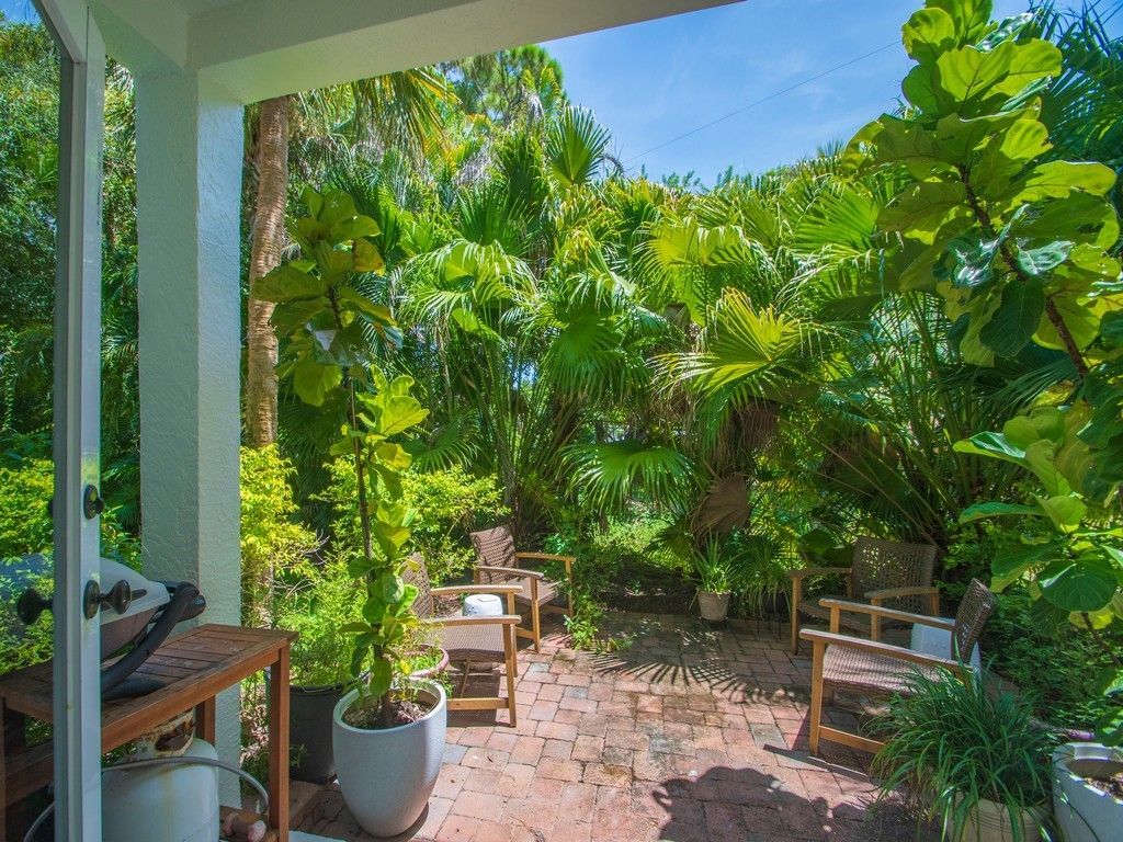 1640 42nd Square, Unit 103, Vero Beach, FL 32960 Photo