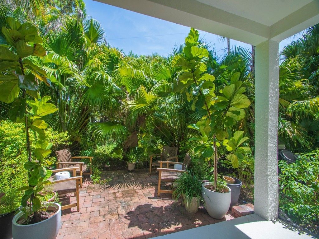 1640 42nd Square, Unit 103, Vero Beach, FL 32960 Photo