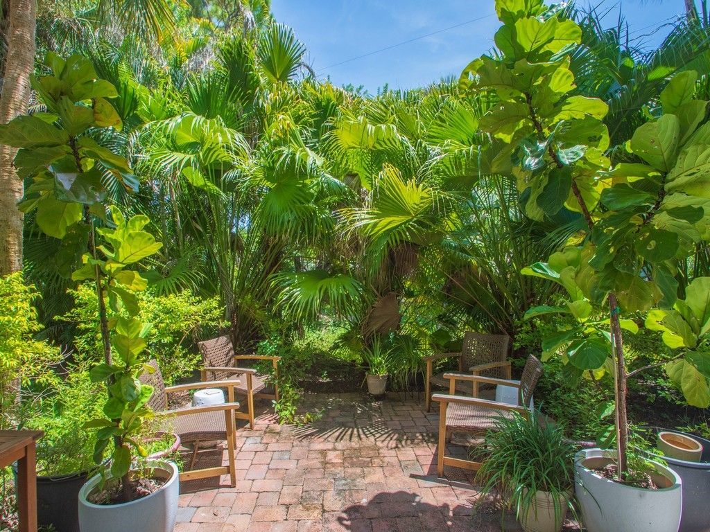 1640 42nd Square, Unit 103, Vero Beach, FL 32960 Photo