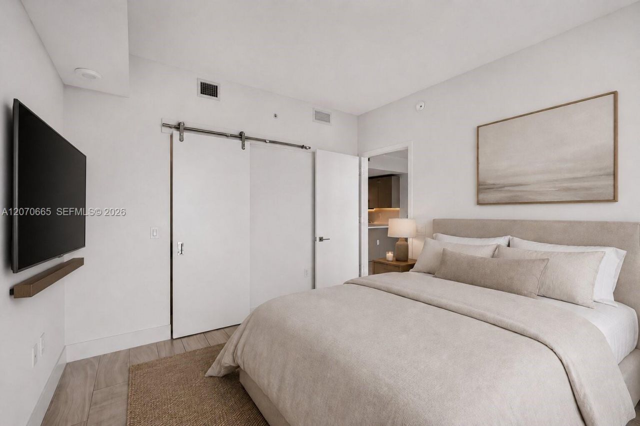 2000 Metropica Way, Unit 2111, Sunrise, FL 33323 Photo