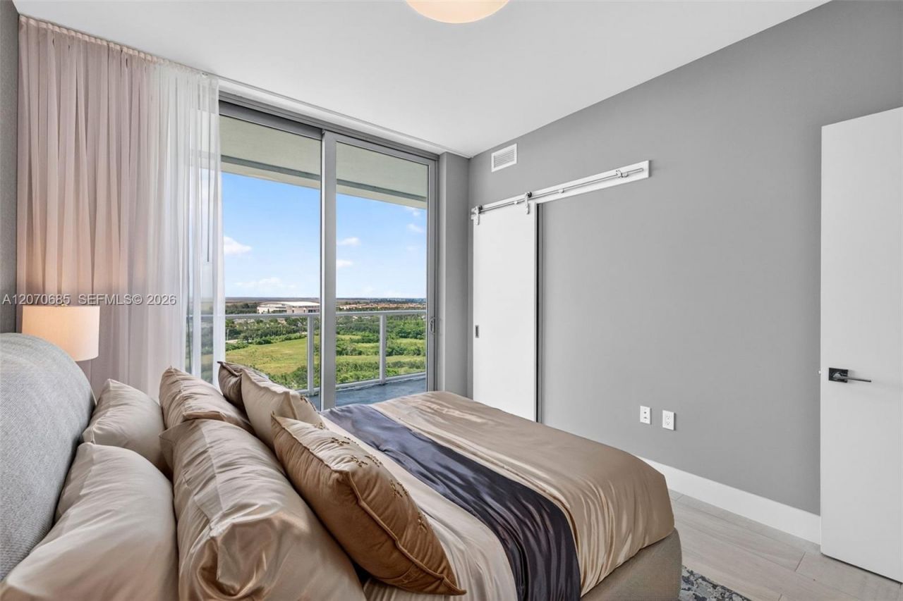 2000 Metropica Way, Unit 1901, Sunrise, FL 33323 Photo