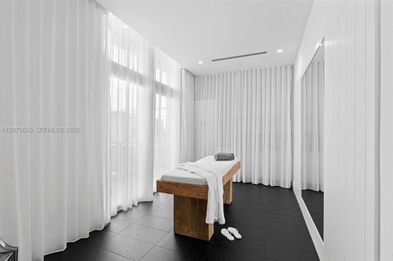 2000 Metropica Way, Unit 1901, Sunrise, FL 33323 Photo