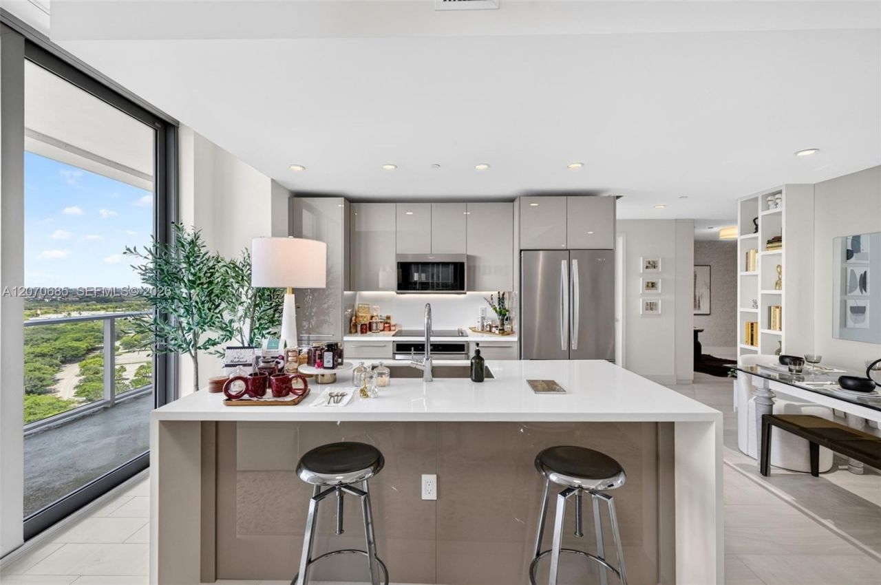 2000 Metropica Way, Unit 1901, Sunrise, FL 33323 Photo