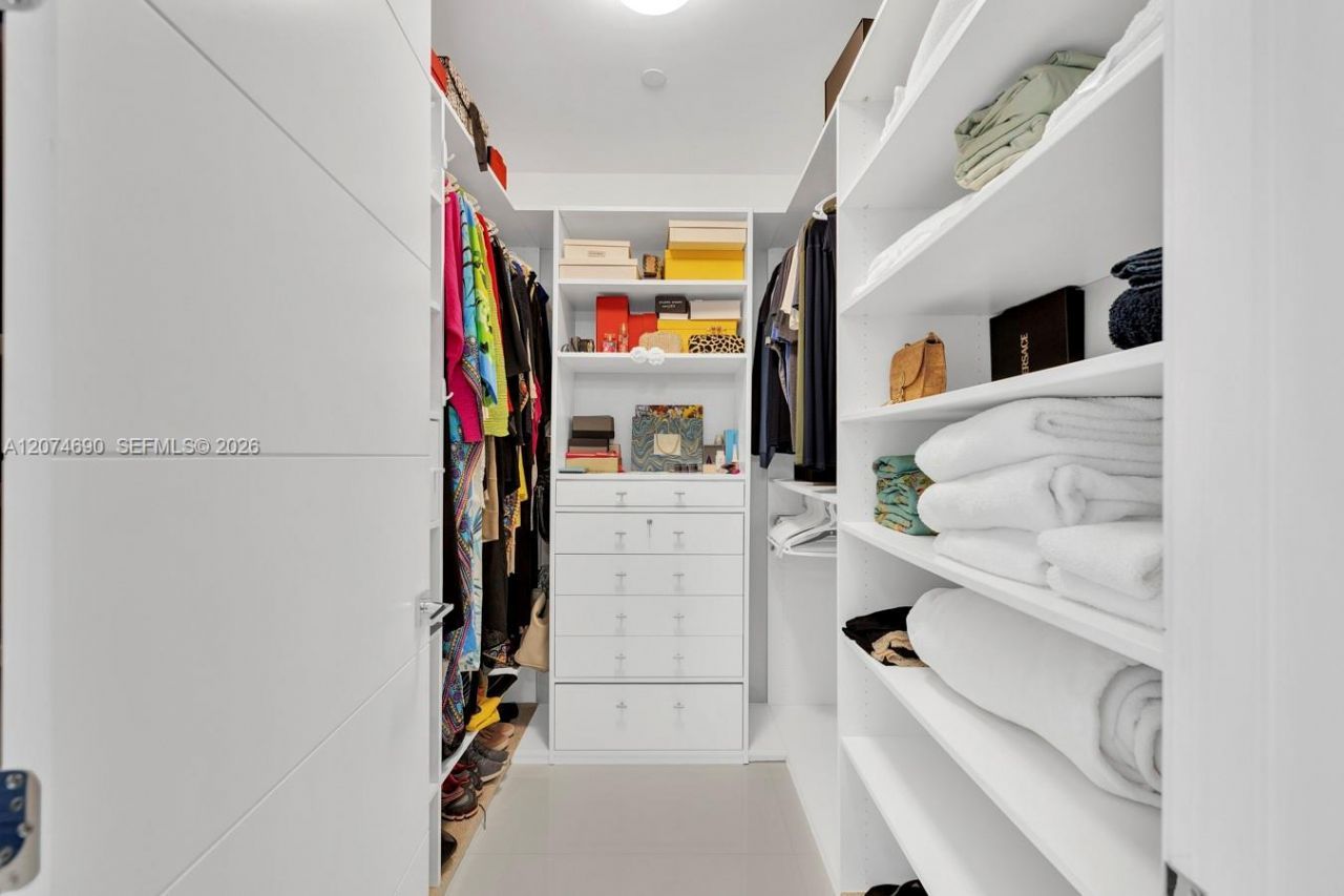15811 Collins Ave, Unit 3001, Sunny Isles Beach, FL 33160 Photo