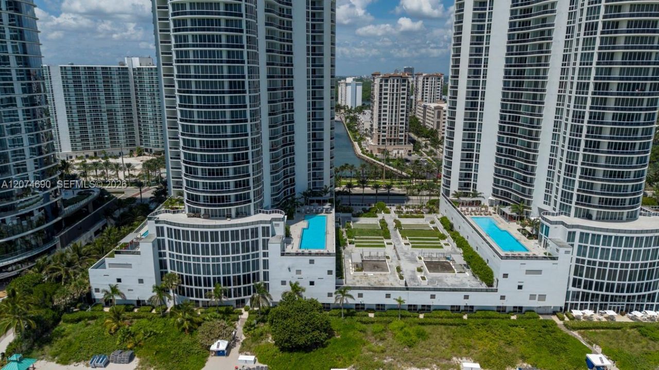 15811 Collins Ave, Unit 3001, Sunny Isles Beach, FL 33160 Photo