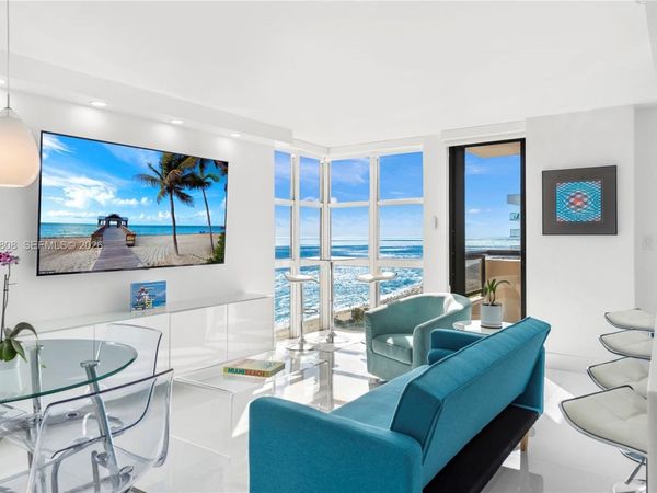 2555 Collins Ave , Unit 1714, Miami Beach, FL 33140