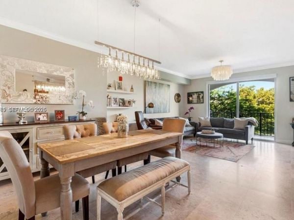 118 Zamora Ave , Unit 307, Coral Gables, FL 33134