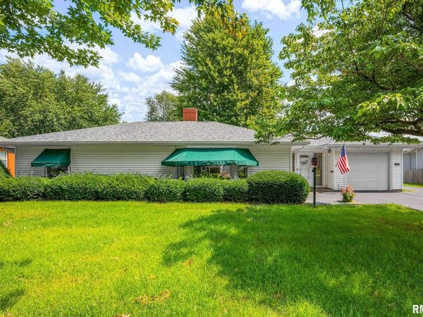 1461 N ACADEMY Street, Galesburg, IL 61401