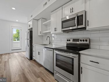 3207 RIDGE AVENUE, PHILADELPHIA, PA 19132