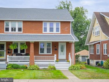 38 W SUMMIT STREET, SOUDERTON, PA 18964