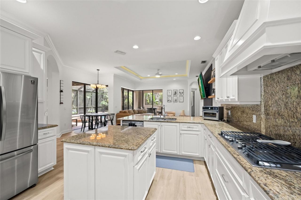 4665 Tuscana Drive, Sarasota, FL 34241 Photo
