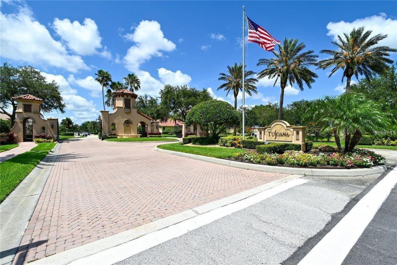 4665 Tuscana Drive, Sarasota, FL 34241 Photo