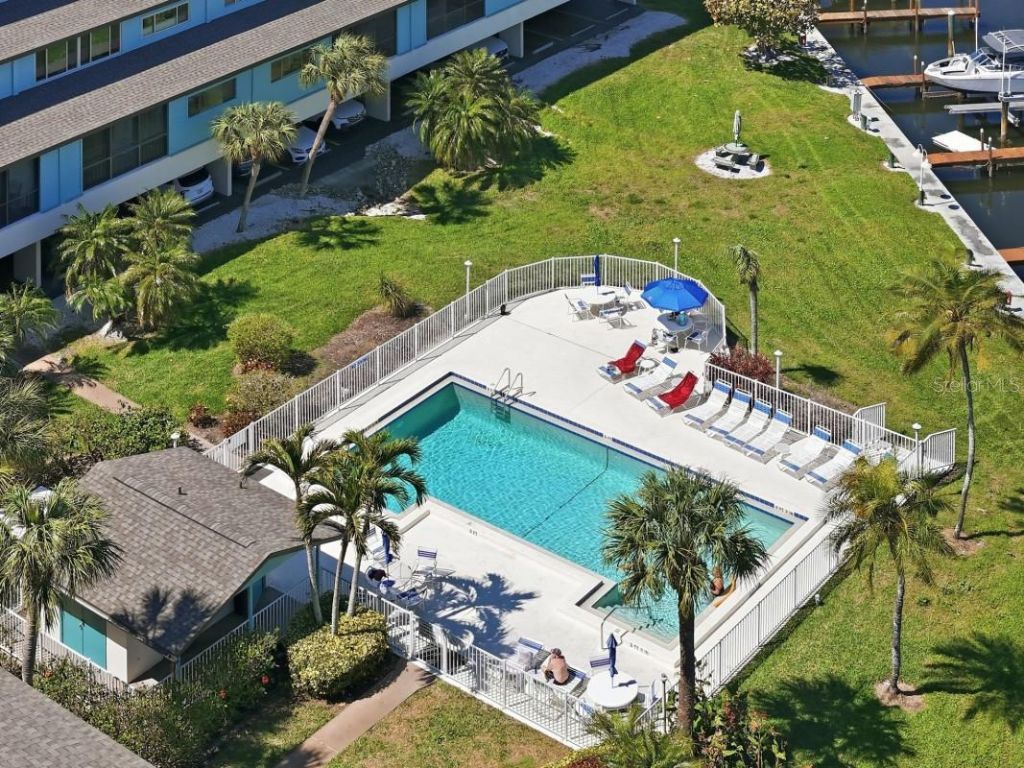 9604 Cortez Road W, Unit 414, Bradenton, FL 34210 Photo