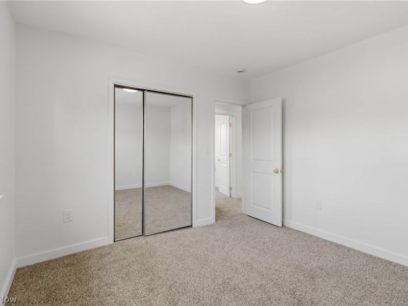 18815 Arrowhead Avenue, Cleveland, OH 44119 Photo 15