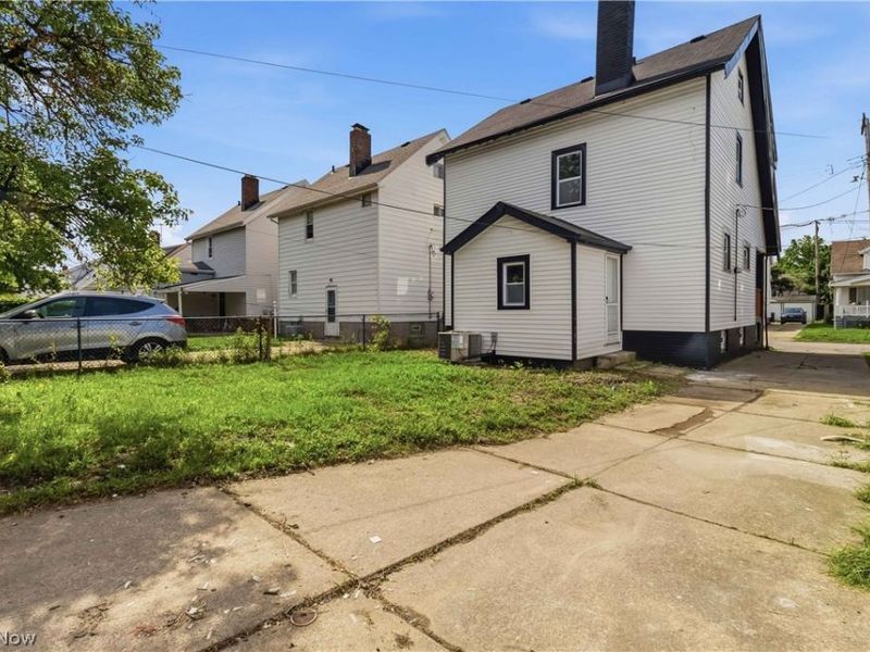 18815 Arrowhead Avenue, Cleveland, OH 44119 Photo 29