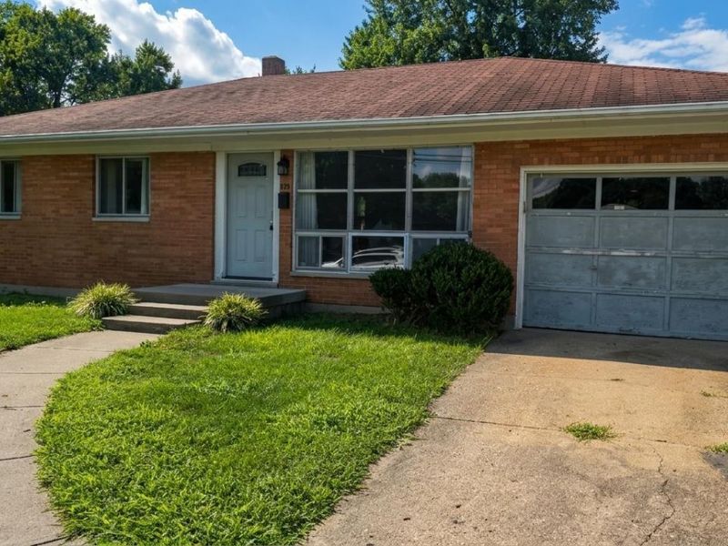 938 Hicks Boulevard, Fairfield, OH 45014 Photo 2