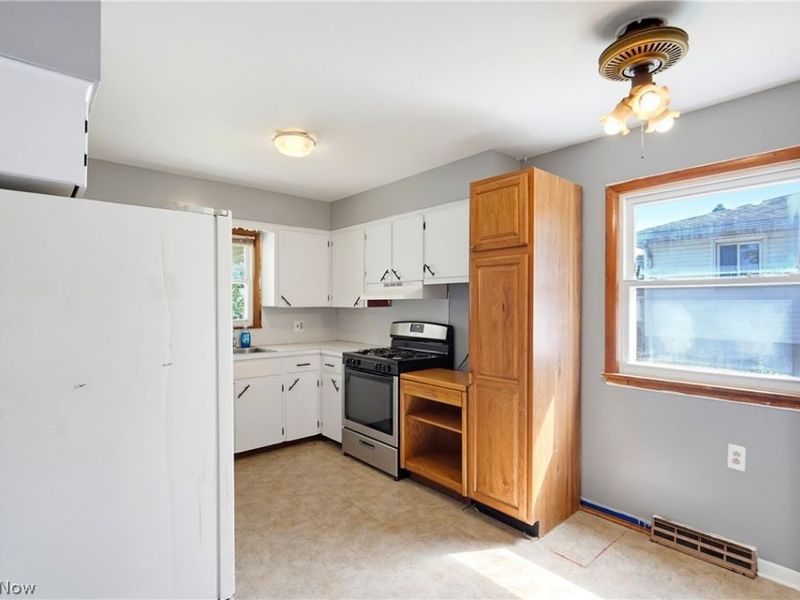 2852 Linwood Road, Akron, OH 44312 Photo 7