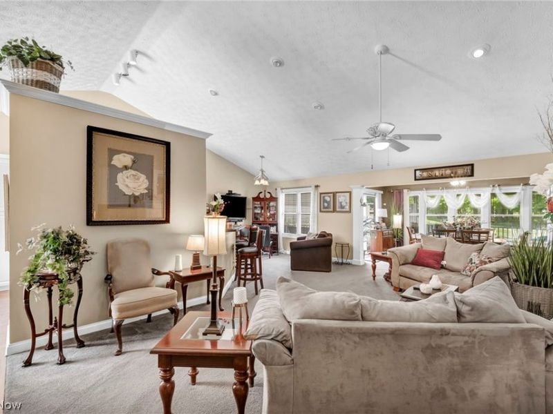 11211 Cinnamon Boulevard, North Royalton, OH 44133 Photo 8