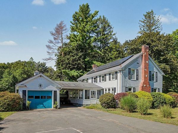 66 Glendale St, Easthampton, MA 01027