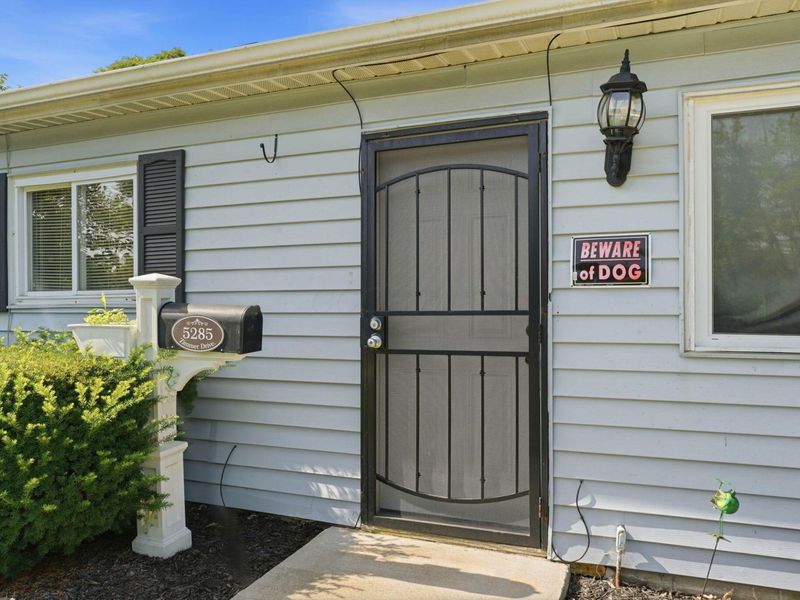 5285 Zimmer Drive , Columbus, OH 43232 Photo 2