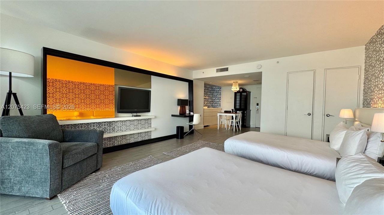 1100 West Ave, Unit 812, Miami Beach, FL 33139 Photo