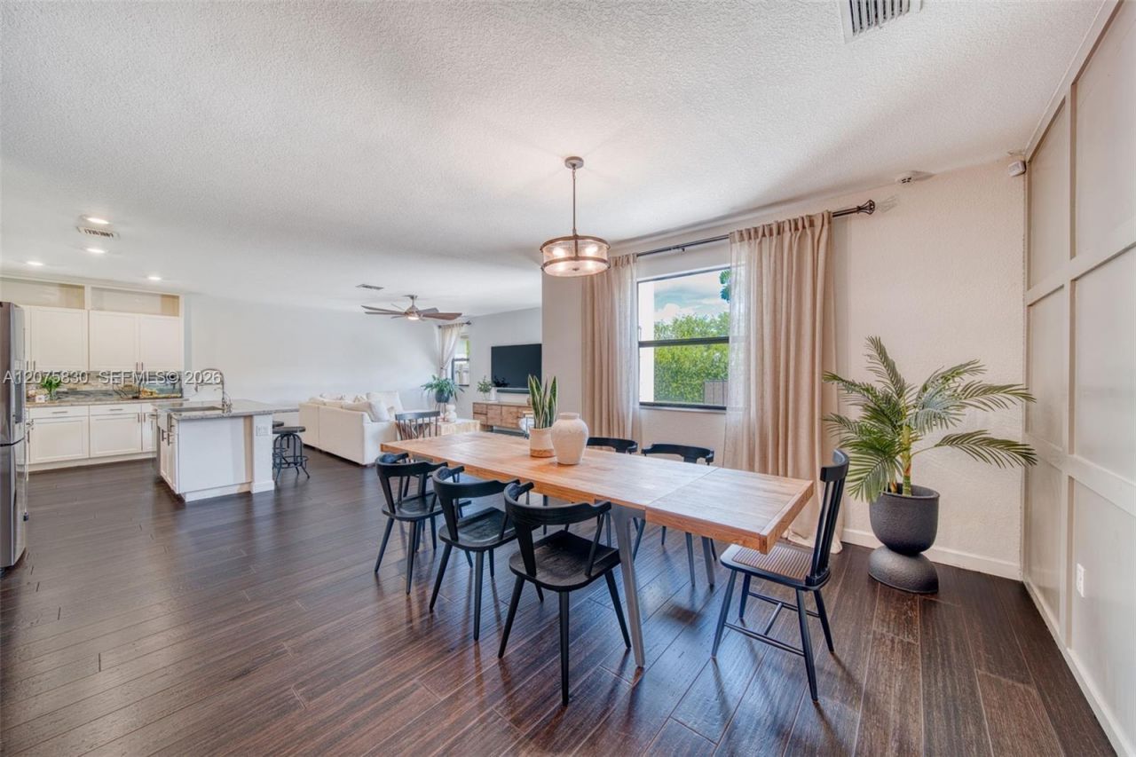 2655 SE 1st St , Homestead, FL 33033 Photo