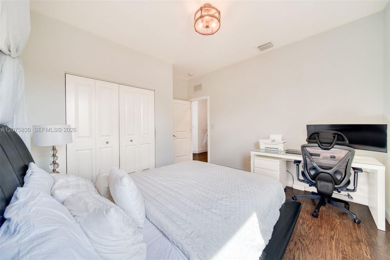 2655 SE 1st St , Homestead, FL 33033 Photo