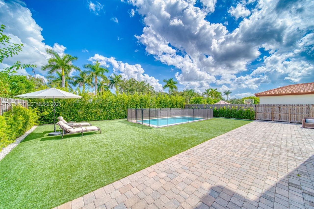 2655 SE 1st St , Homestead, FL 33033 Photo