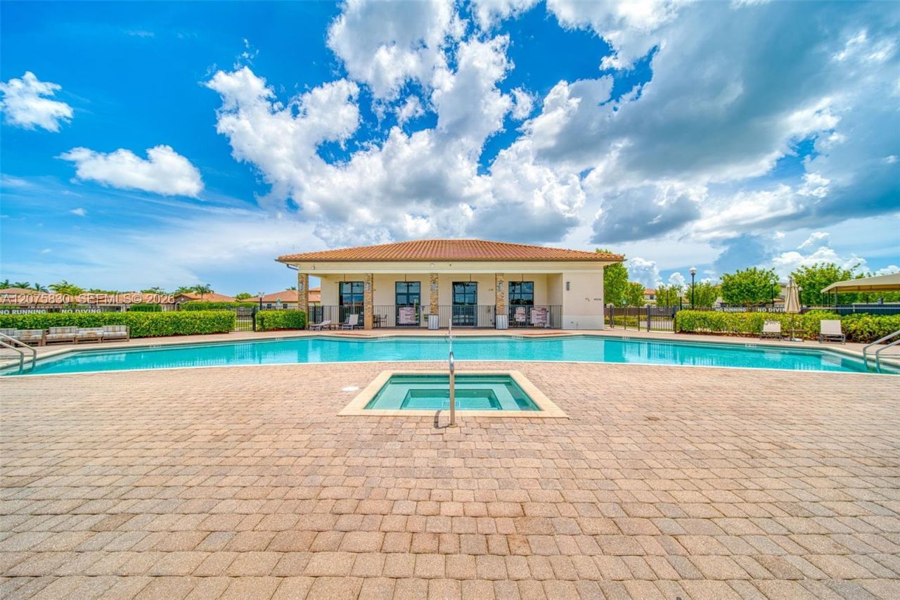 2655 SE 1st St , Homestead, FL 33033 Photo