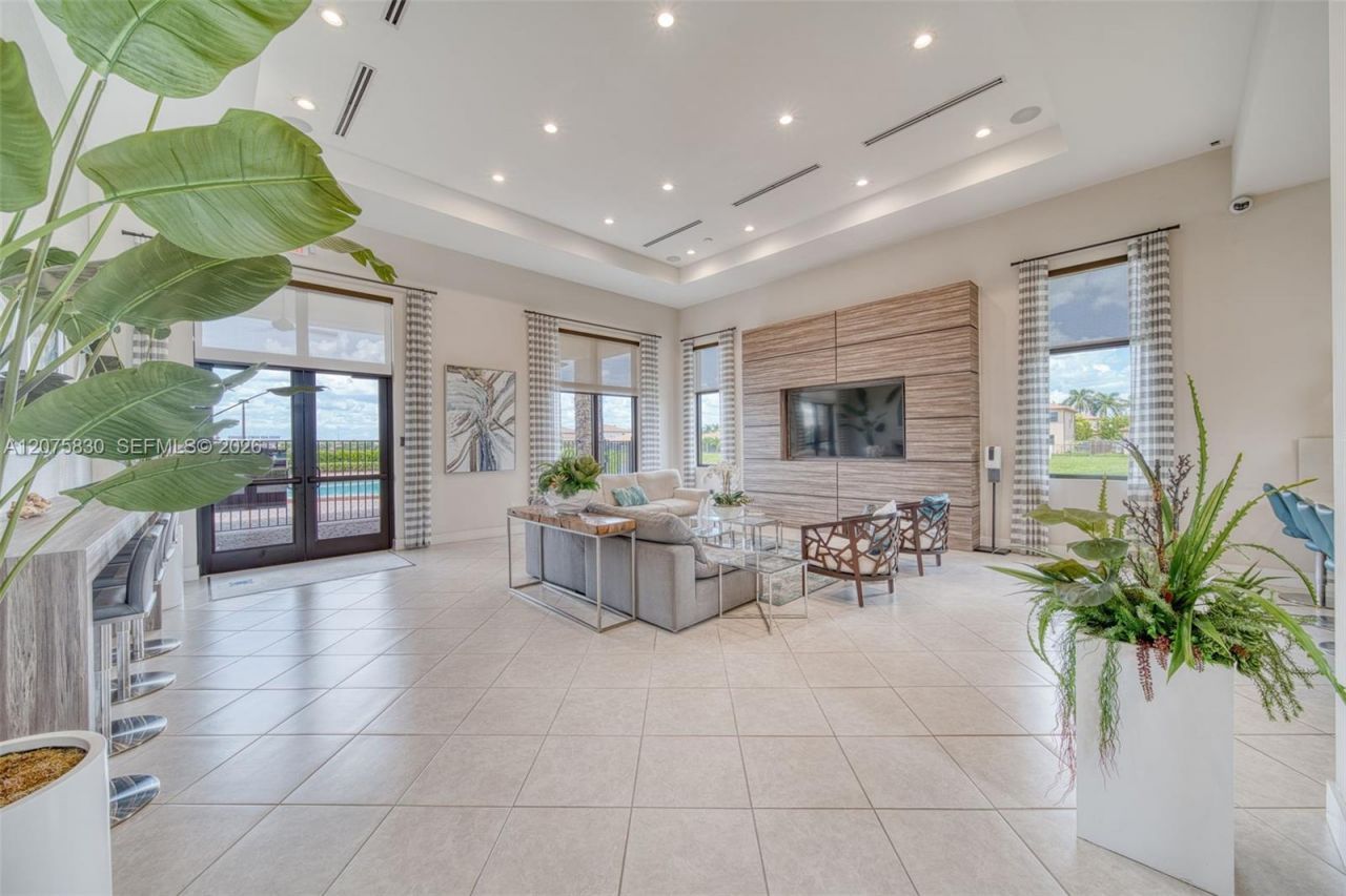 2655 SE 1st St , Homestead, FL 33033 Photo