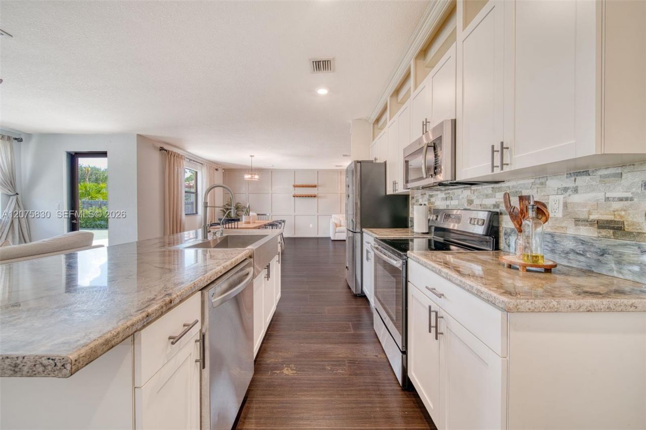 2655 SE 1st St , Homestead, FL 33033 Photo